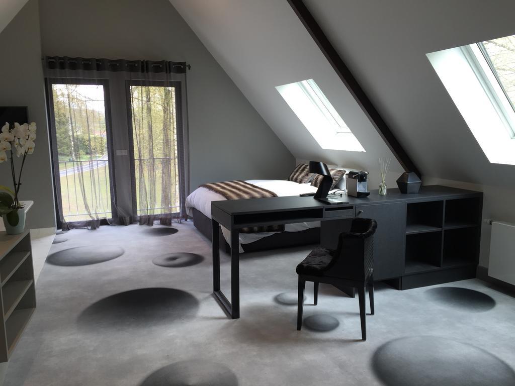 Отель Le Domaine Des Loups Souchez Экстерьер фото